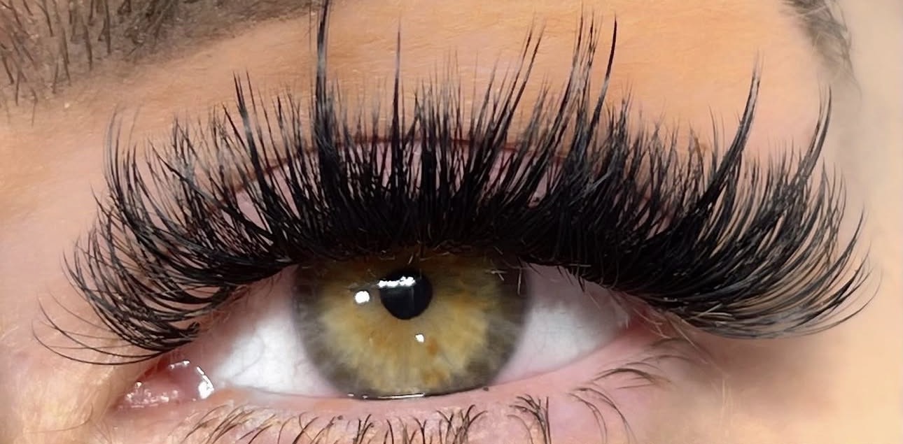 Lash extension set 2 by Glamorous Lure